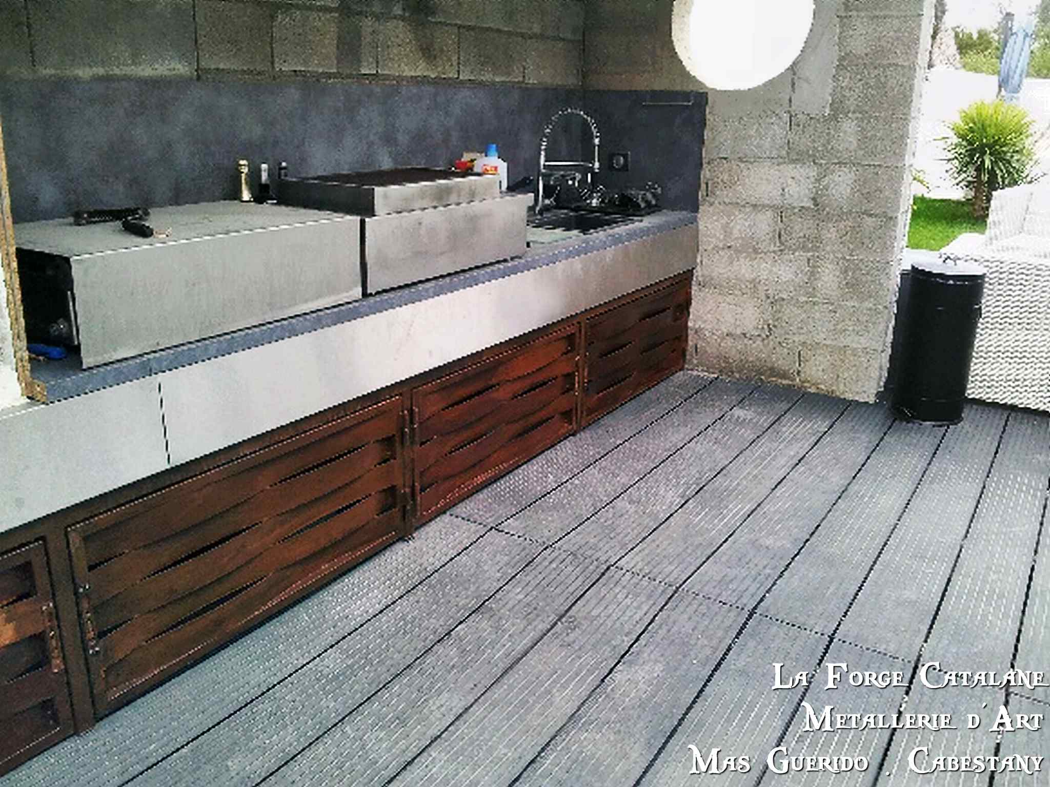 porte cuisine ete lames tole tressee forge catalane 2.jpg